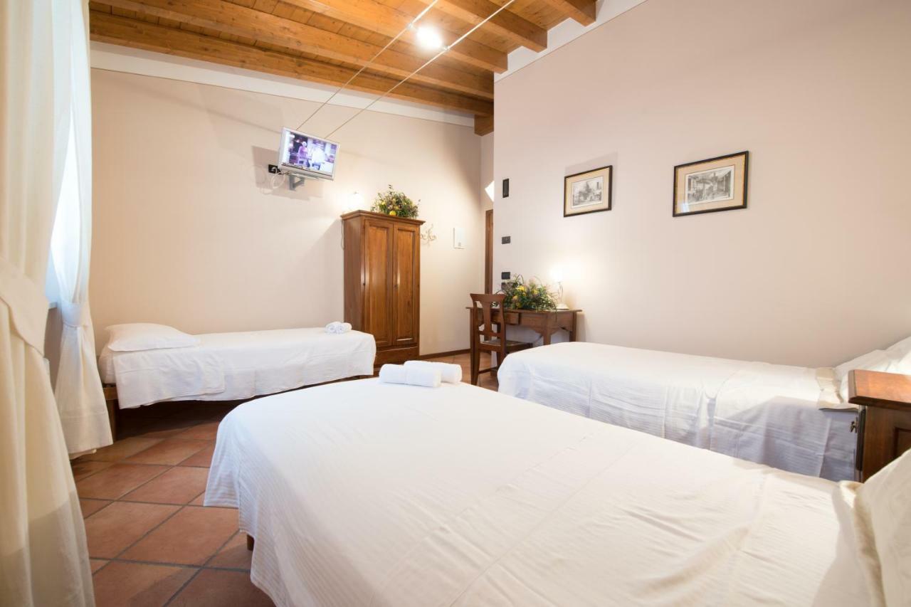 Bed and Breakfast Le Rondini à Bagnolo Mella Extérieur photo