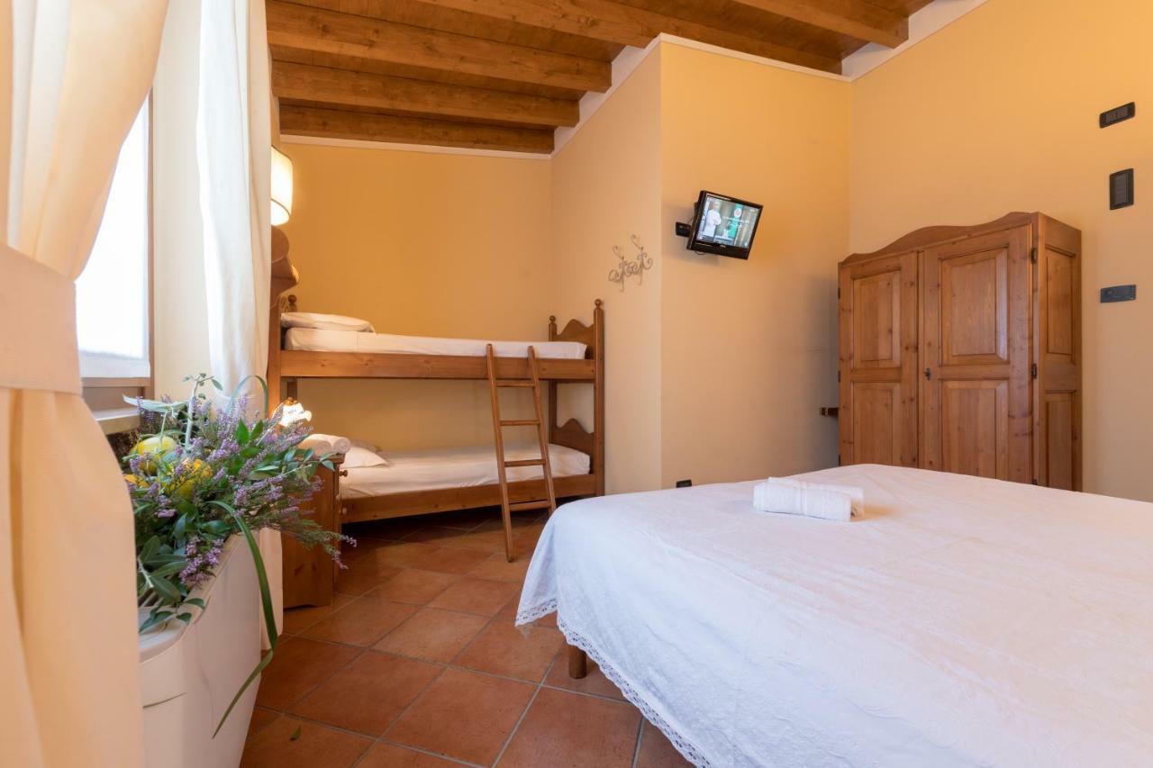 Bed and Breakfast Le Rondini à Bagnolo Mella Extérieur photo